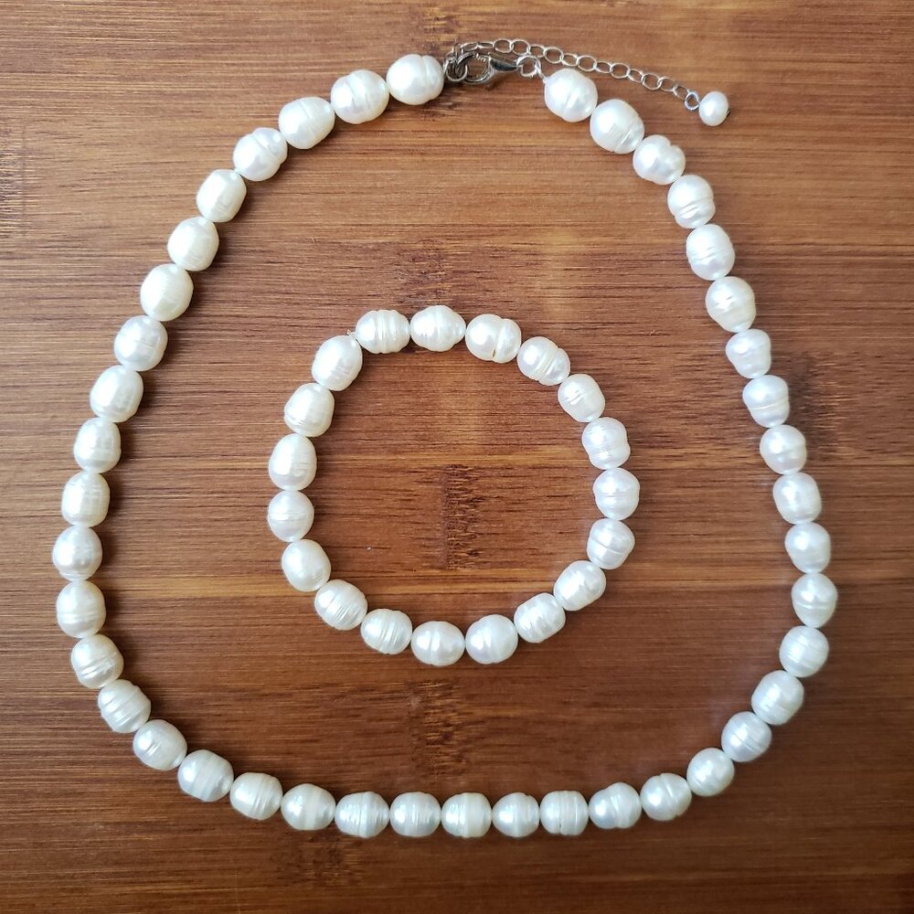 Vintage Freshwater Pearl Necklace & Bracelet